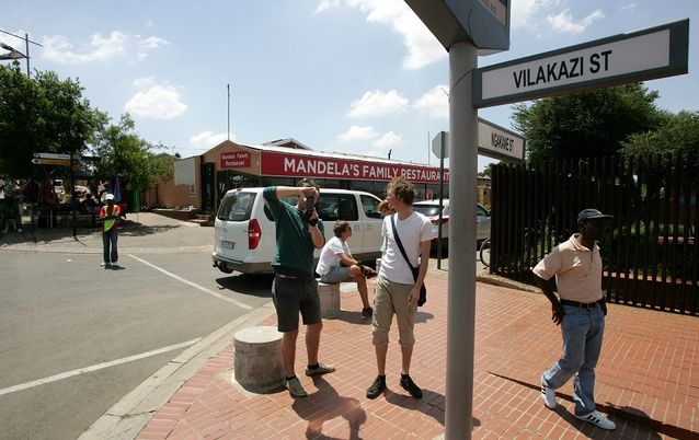 Tourists visit the famous Vilakazi Street in Soweto. Owners of establishments in the area, which have the highest occupancy, work together to establish  room rates and marketing. Picture: SUNDAY WORLD