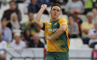 SUPERBOWL:  Kyle Abbott has spent hours in the nets adjusting his bowling as the  Twenty20 game has evolved. Picture: GALLO IMAGES