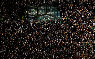 Anti-government demonstrators attend a protest at the appointment of Luiz Inacio Lula da Silva as a minister, in Sao Paulo, Brazil, March 16, 2016. REUTERS/LEONARDO BENASSATTO