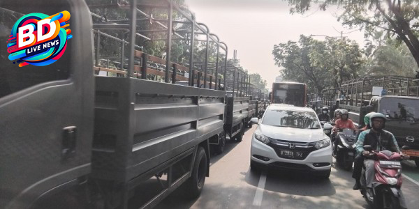 Peringatan HUT TNI Sebabkan Kawasan Monas Macet Total