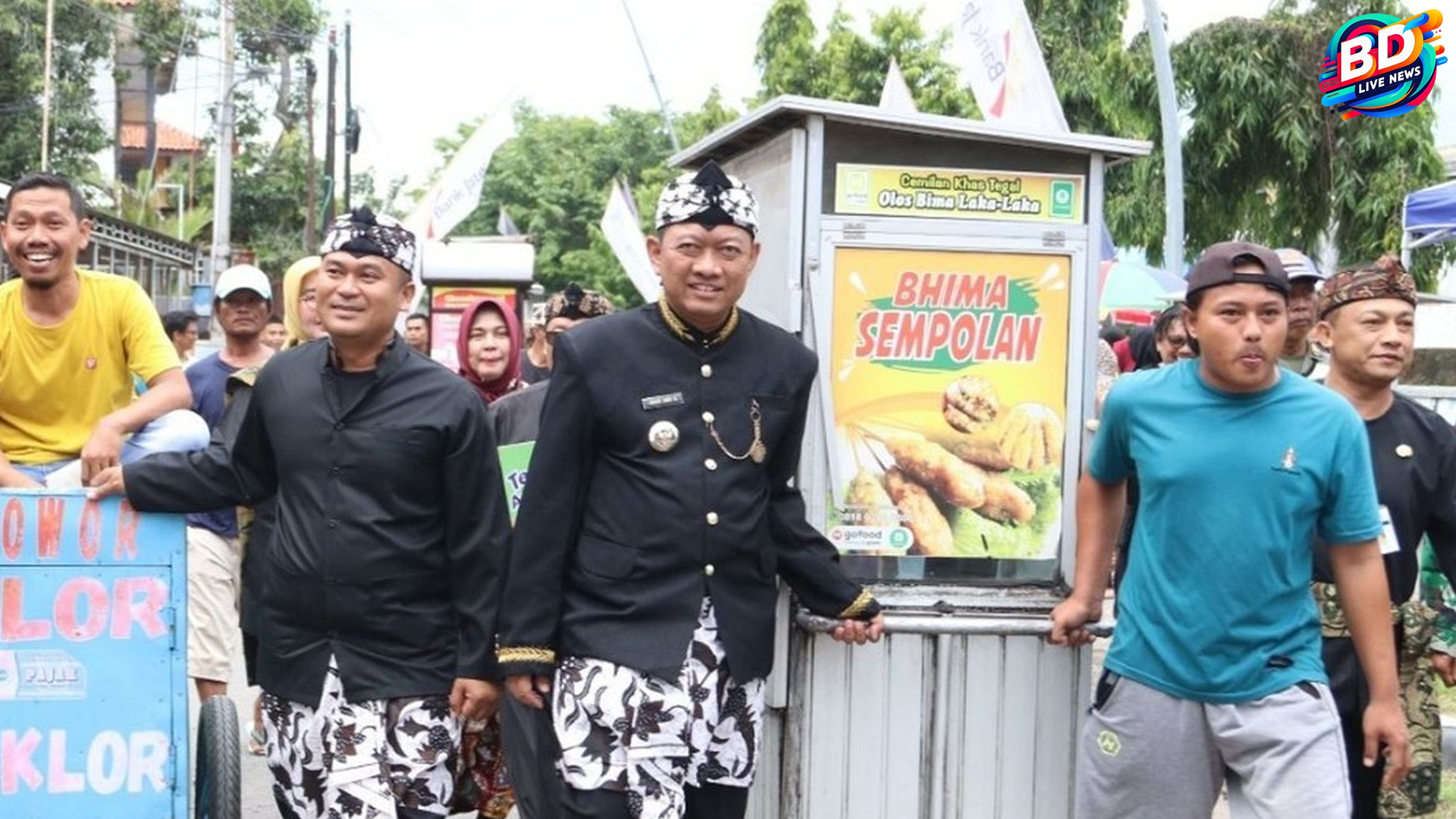 Wali Kota Tegal Ciptakan Solusi Kreatif untuk PKL yang Digusur