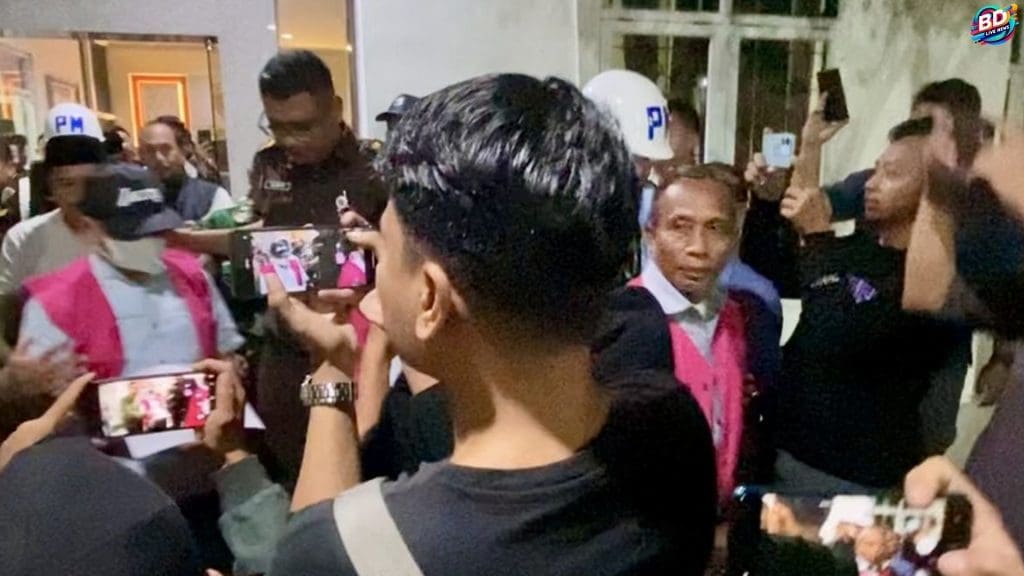 Dawam Rahardjo Ditahan Korupsi Proyek Gerbang Rumah Dinas