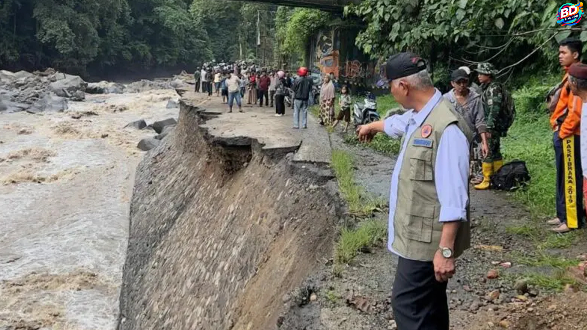 Banjir dan Longsor di Pegaf, 19 Warga Hilang dan 1 Korban Jiwa