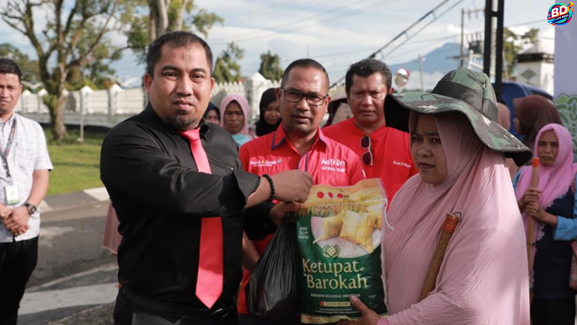 Acara Keagamaan Sepi, Sembako Justru Diserbu: Bupati Kecewa