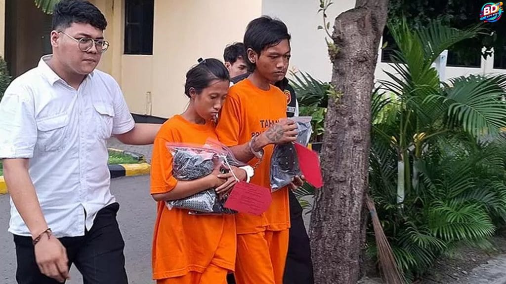 Marah Warga Pasuruan Rusak Rumah Pembunuh Bocah 7 Tahun