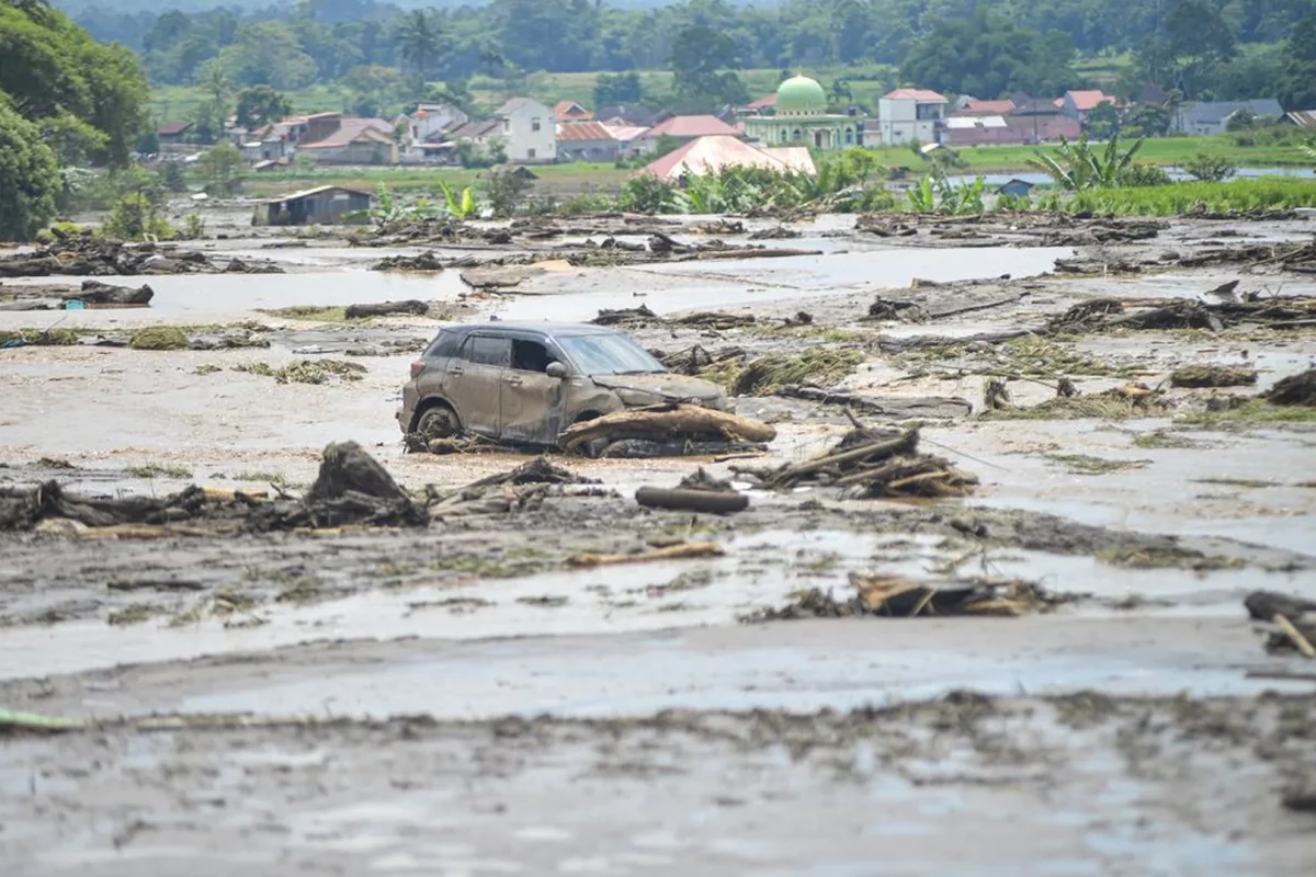 Banjir Sumbar Makin Parah: 26 Korban Jadi Sorotan Publik & Media