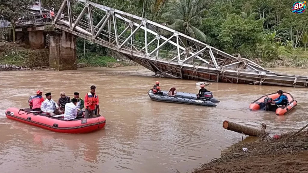 4 Lokasi Jembatan Rusak di Aceh Yang Memaksa Warga Gunakan Perahu Karet