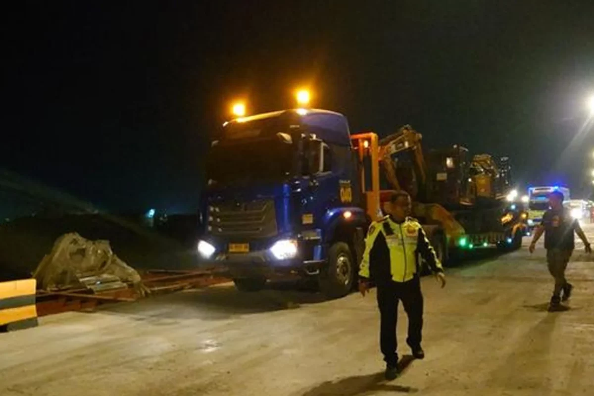 Tragedi 3 Hari Antre Sopir Truk di Pelabuhan BBJ Timbulkan 6 Titik Kemacetan