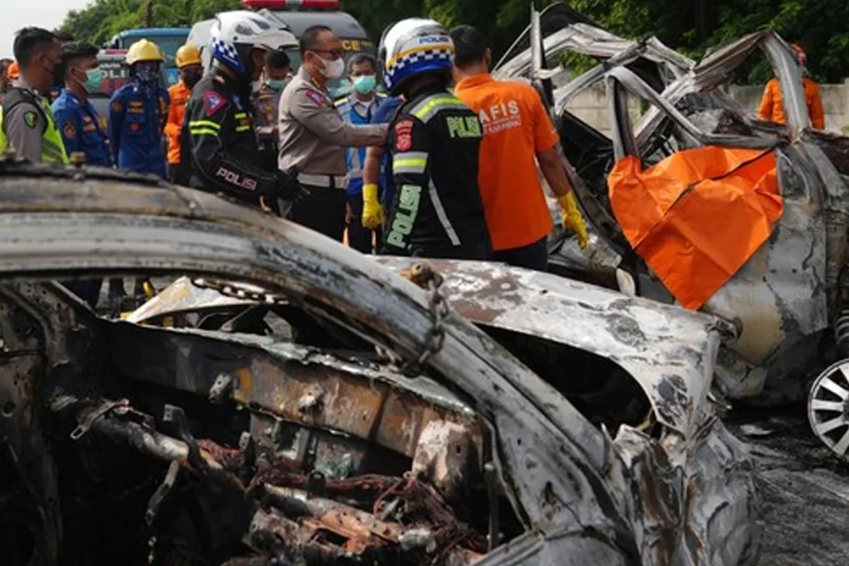 Tol Japek Arah Cikampek Alami 4 Titik Kemacetan Parah