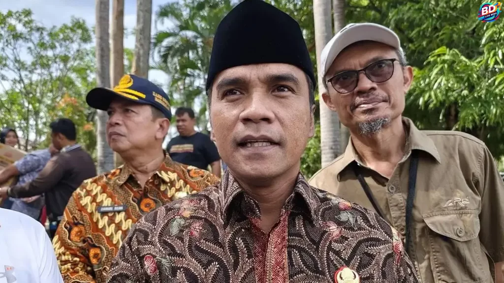 Pemkab Bangkalan 5 Imbauan Unik Atasi Plastik Mahal